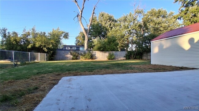 Photo - 61 Elsie Ln