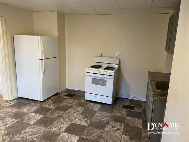 Photo - 612 W 11th St Unidad Apt. 3