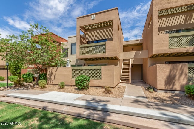 Building Photo - 3600 Hayden Rd Unit 3204