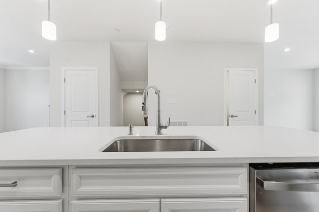 Photo - 339 Telluride Ln