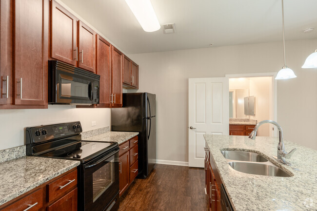 Interior Photo - Charleston Ridge Apartments