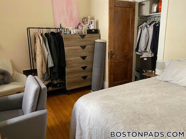 Photo - 38 Hemenway St Unit 9