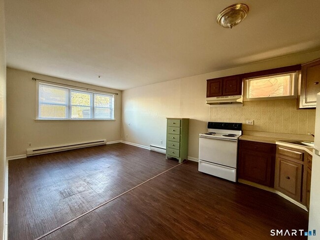 Photo - 179 Elm St Unit 2