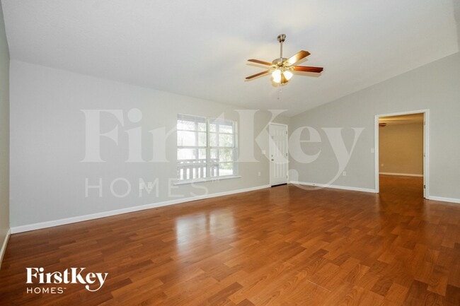 Photo - 8240 Stoner Rd