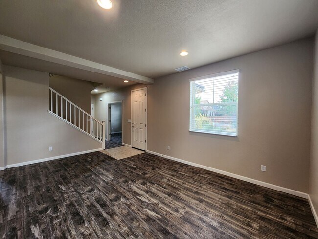 Photo - 1108 Tuscan Ct