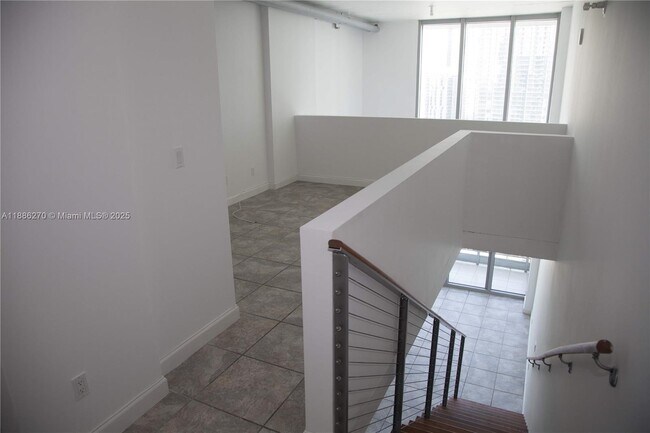 Photo - 690 SW 1st Ct Unidad 2522