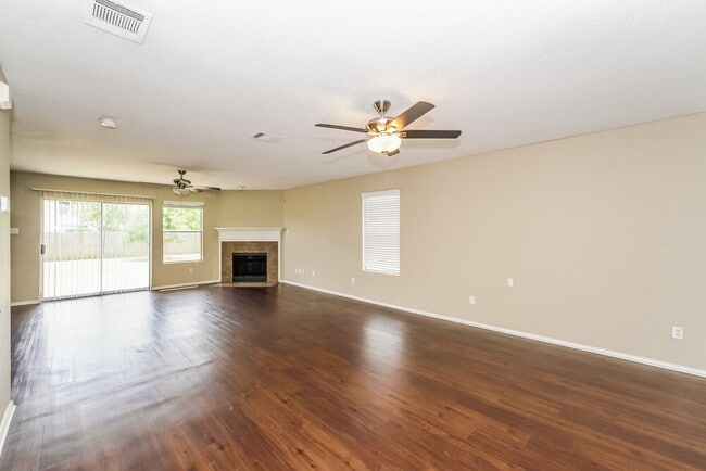 Photo - 1622 Withers Way