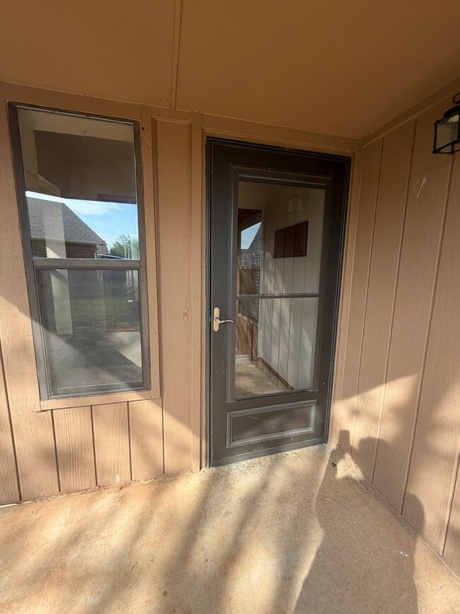 Photo - 418 Britton Ct