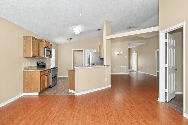 205 Tree Branch Ln