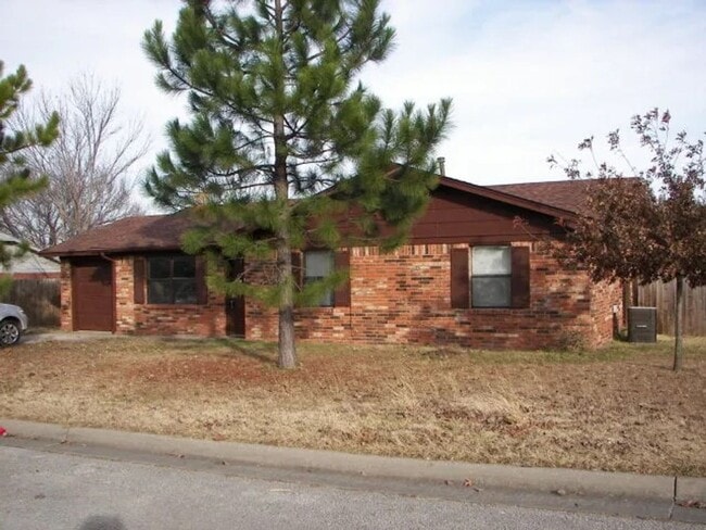 4 Bedroom 2 Bath Single Family Home - 4 Bedroom 2 Bath Single Family Home