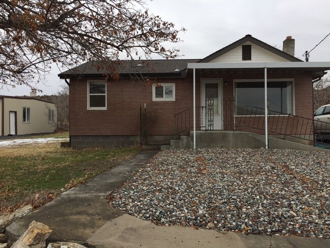 Photo - Charming 2 Bedroom Home with Garage