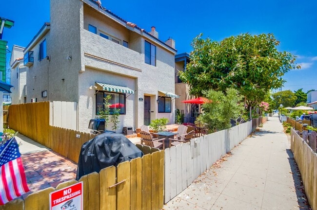 Photo - Charming Mission Beach Condo – Steps from the Bay & Beach