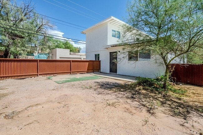 Building Photo - 434 N Norris Ave Unit 1 Rental