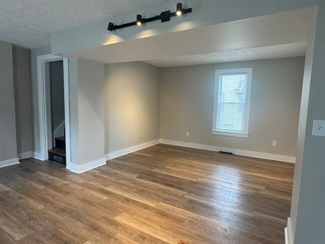Photo - 3 Bedroom 1 Bath, Single Family Home, Lyell - Otis Neighborhood!