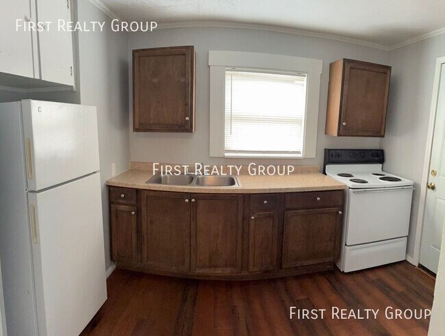 Photo - 2921 N Main St Unit Apt. 6