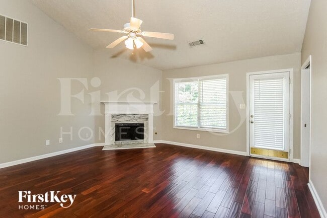 Photo - 830 James Ridge Dr