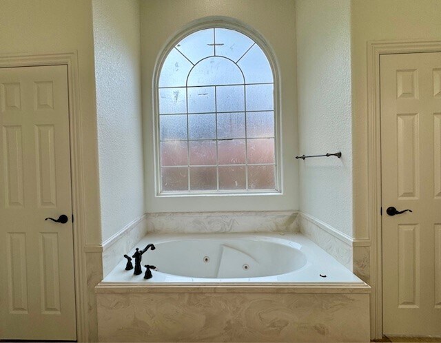 Photo - 601 Auburn St