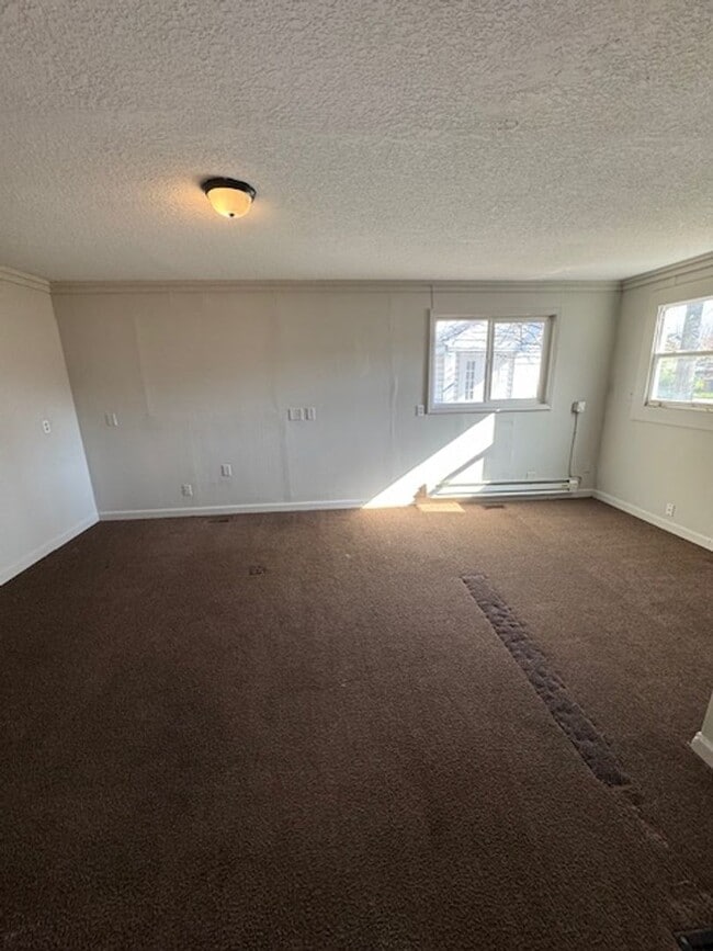 Photo - 2532 Miner St