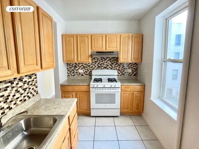 Photo - 183 Gelston Ave Apartamento