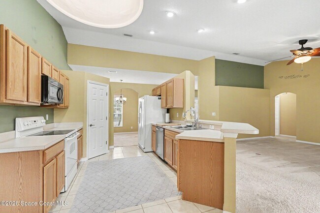 Photo - 1129 Colonial Ave SE