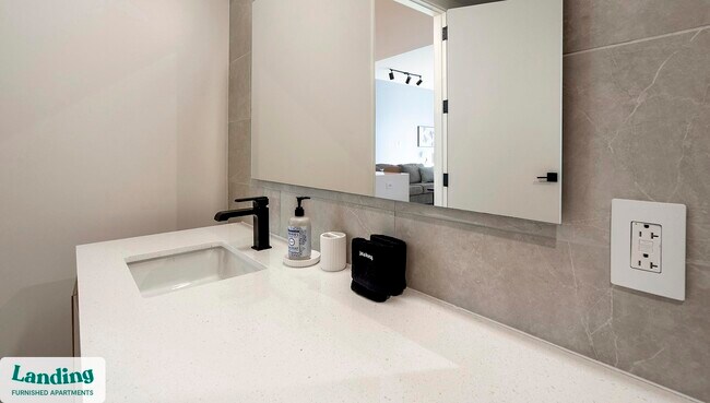 Photo - 143 E Commerce St Unit 804.1411781