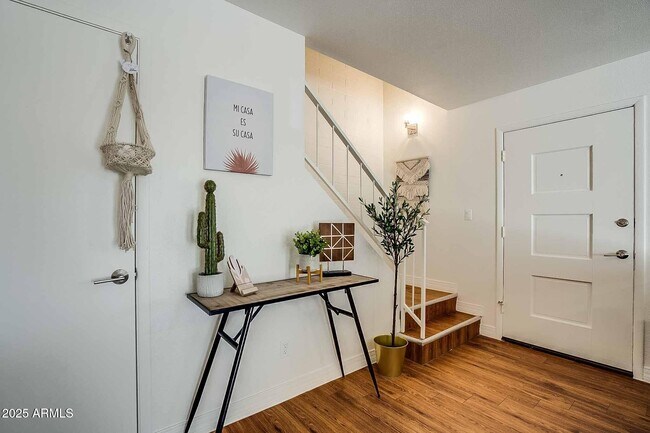 7906 E Keim Dr