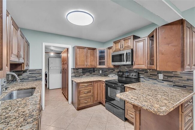 Photo - 4541 NE 6th Terrace