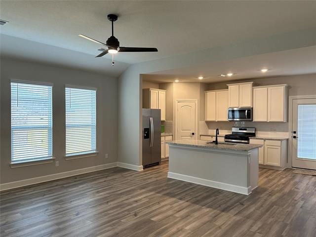 Photo - 808 Boyer Ct