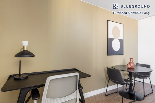 Photo - 2625 N Clark St Unit FL10-ID1361