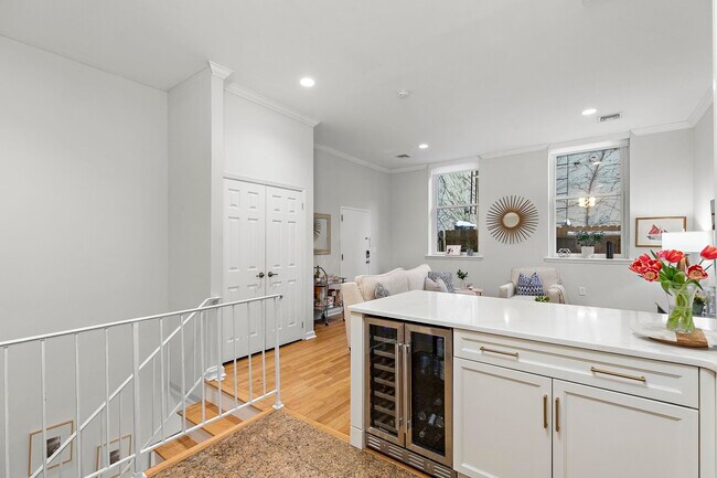 Photo - 300 Hudson St Condo Unit 2