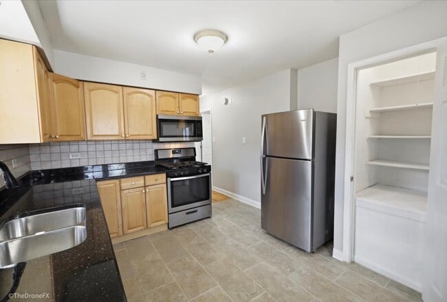 18003 Greenview Terrace