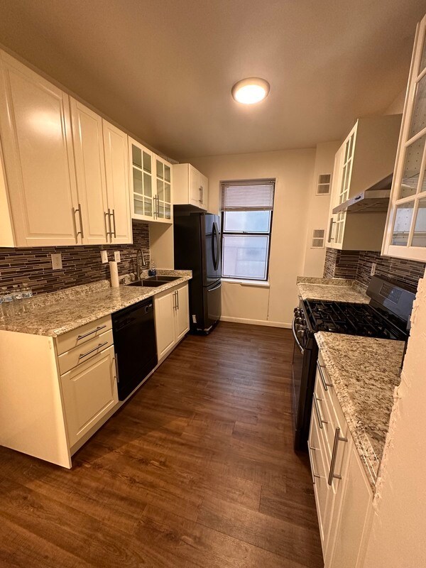 Photo - 6601 Broadway Unit D7