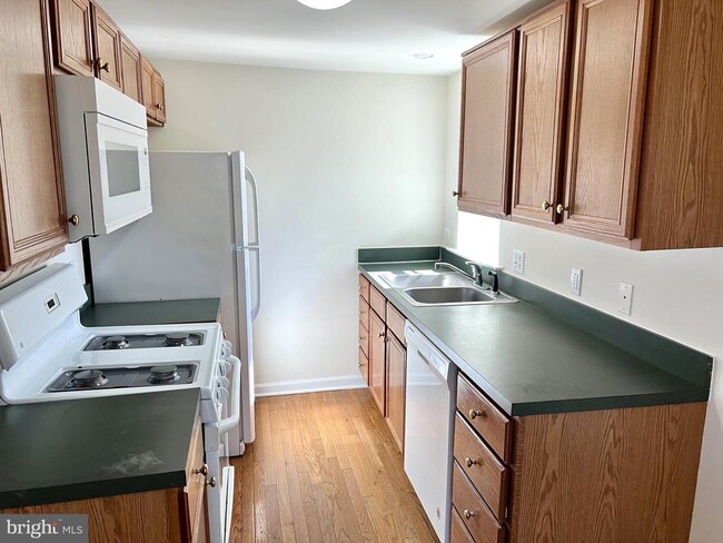 Photo - 504 Mullica Hill Rd