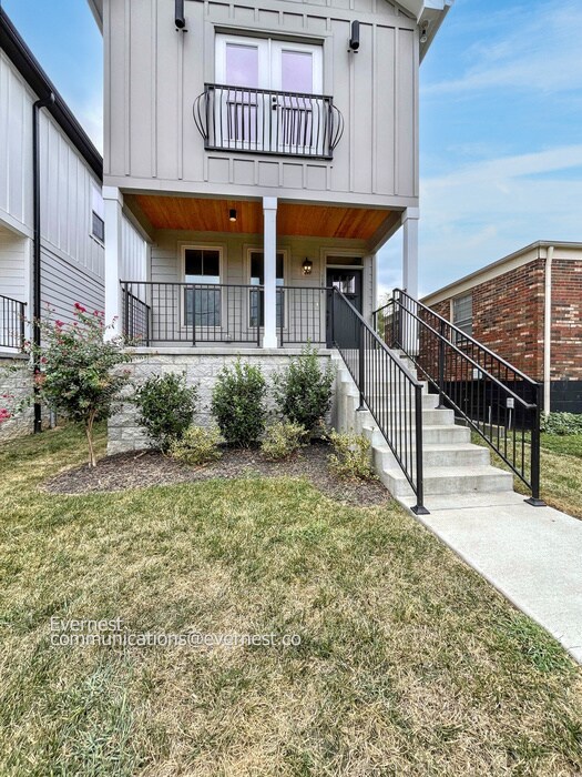 Photo - 1107 Walsh St