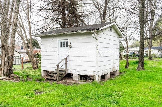 Photo - 407 W Wheeler St