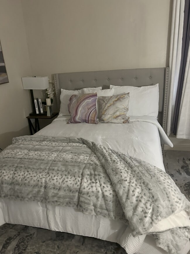 Photo - 3333 Delachaise St