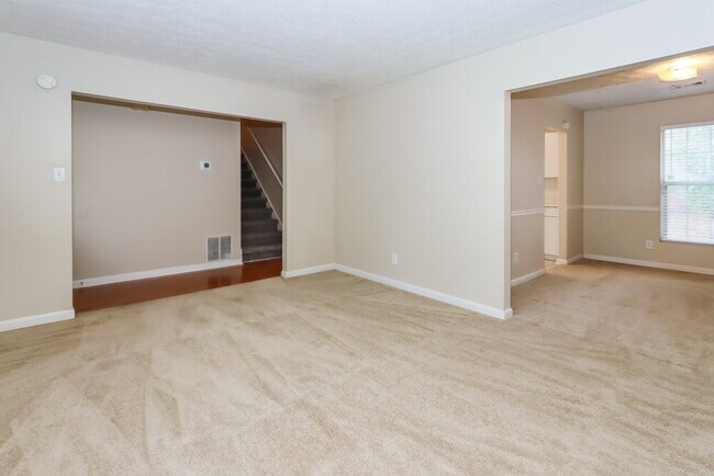 Photo - 639 Fair Harbor Dr
