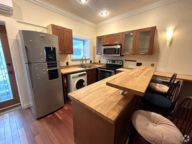 Building Photo - Gorgeous Studio Apartment in Fishtown with... Unit A