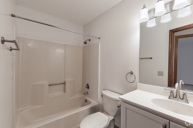 2BR, 2BA - Bathrom