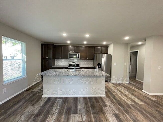 Photo - 1908 S 15th St