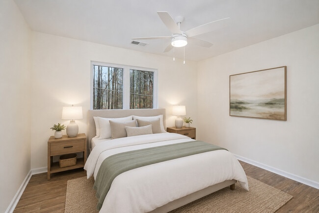 Apartment Bedroom - Maple Creek