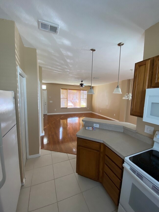 Photo - 12319 Country White Cir