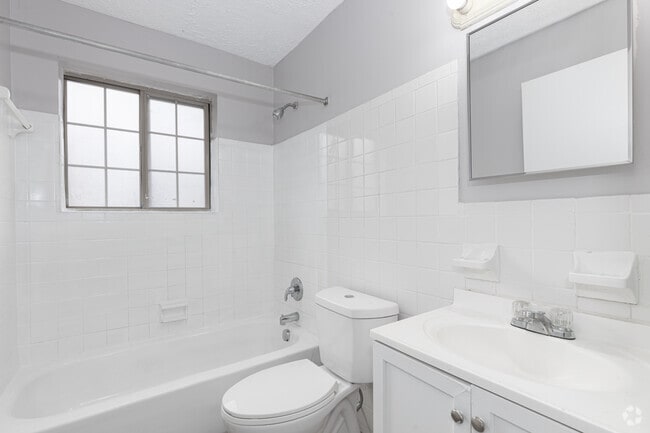 2HAB, 1BA - 950 ft² - Renata Apartments