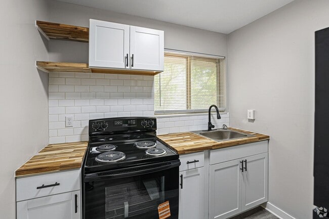 Photo - Memorial Heights