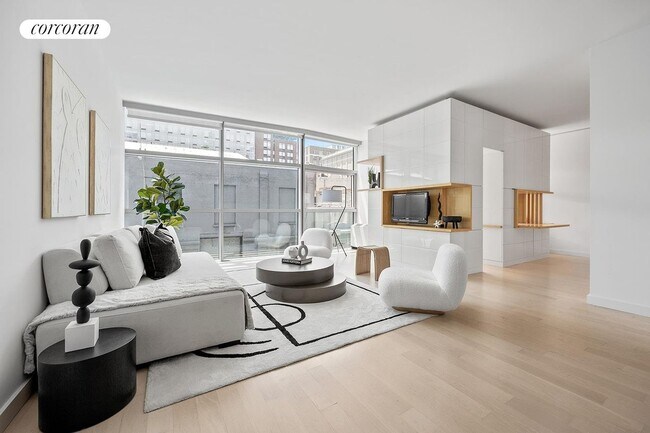 Photo - 447 W 18th St