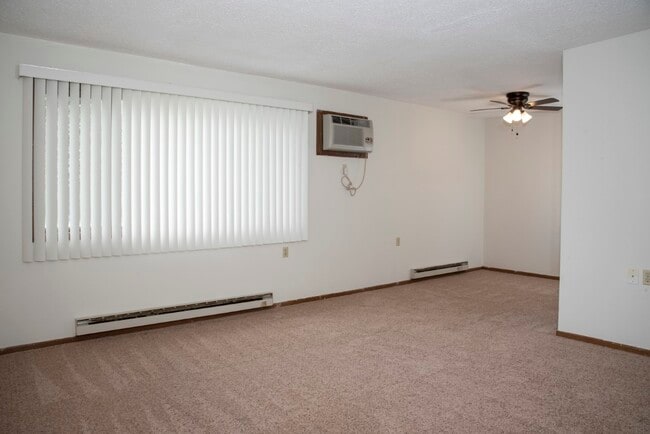 Photo - Spruce Place Apartments