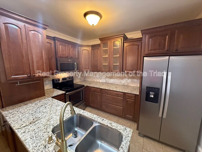 Photo - 513 S Hawthorne Rd