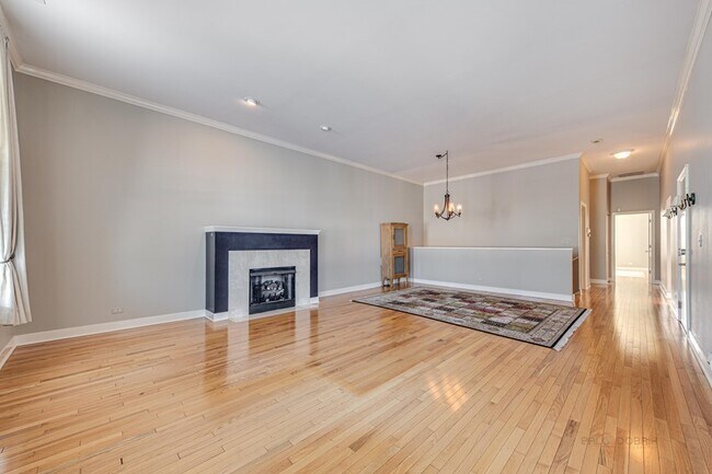 Photo - AVAILABLE NOW! Unidad 101