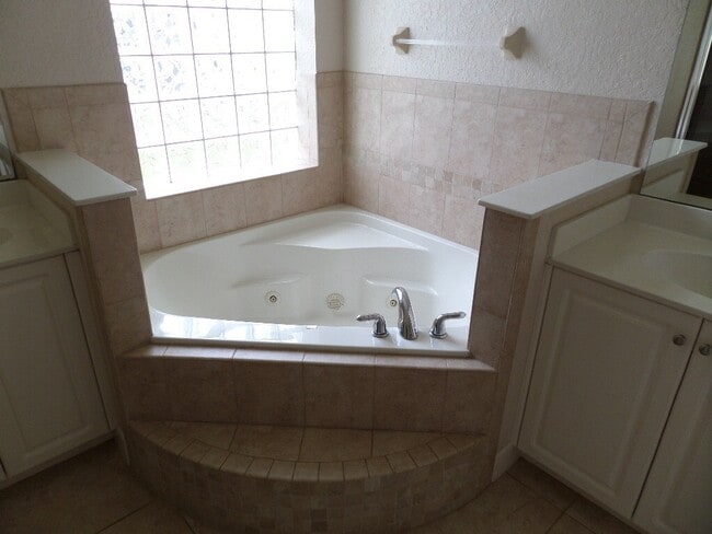 Photo - Hunters Ridge Beauty