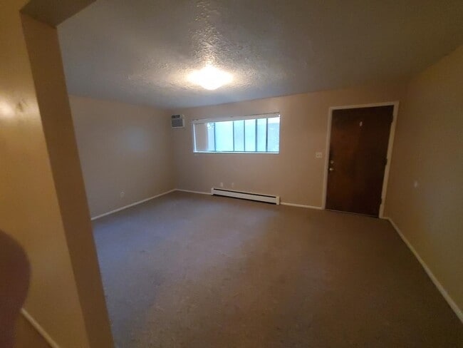 Photo - 426 W 200 S